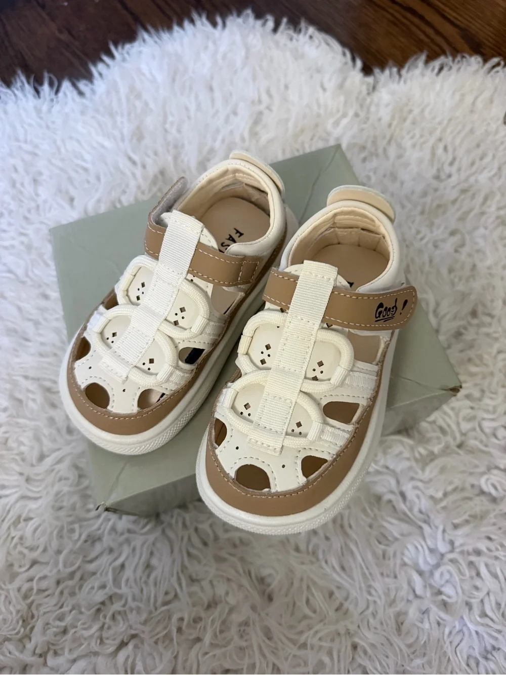 Kids Cream & Tan Closed-Toe Sandals